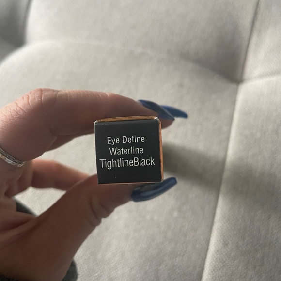 New in box pixi by Petra Eye Define Waterline in TightlineBlack - Picture 5 of 5